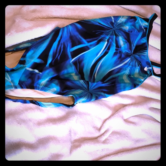 TYR one peice bathing suit - Picture 1 of 2